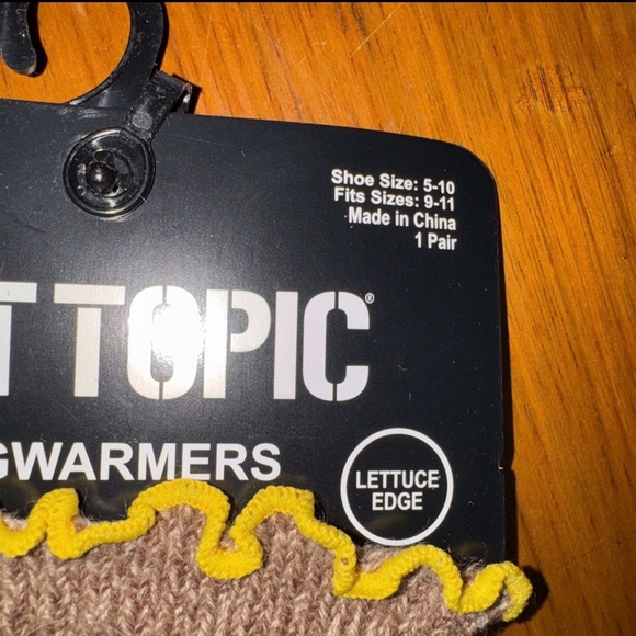 Hot Topic Leg warmers Mushroom Tan Lettuce Edge Size 9-11 Cottagecore Bohemian - Picture 3 of 5